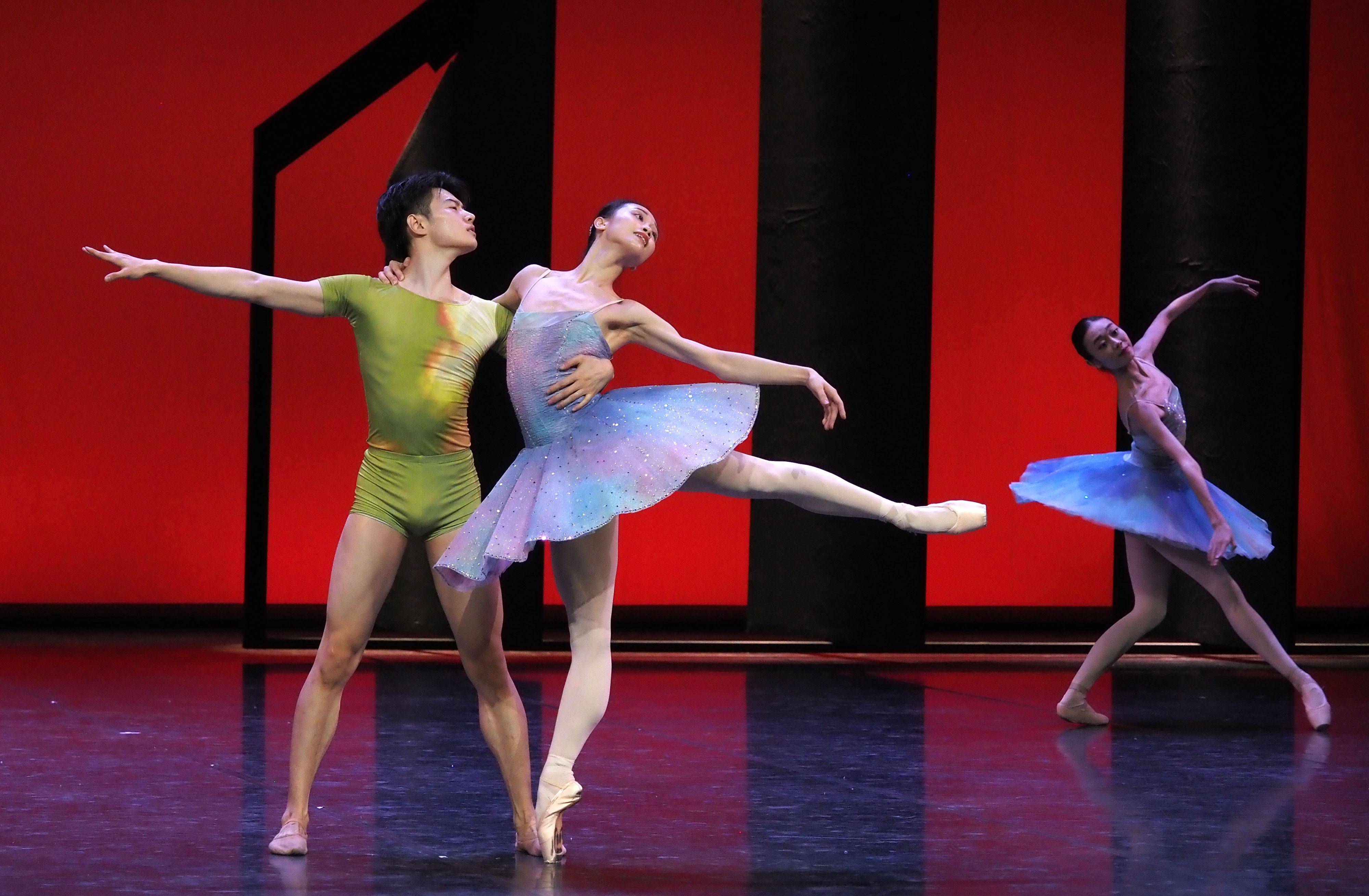 上海芭蕾舞团演员照片图片
