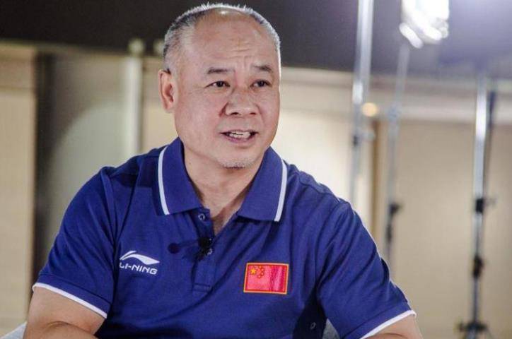 退役后成百亿富豪_李宁来_网友_示范