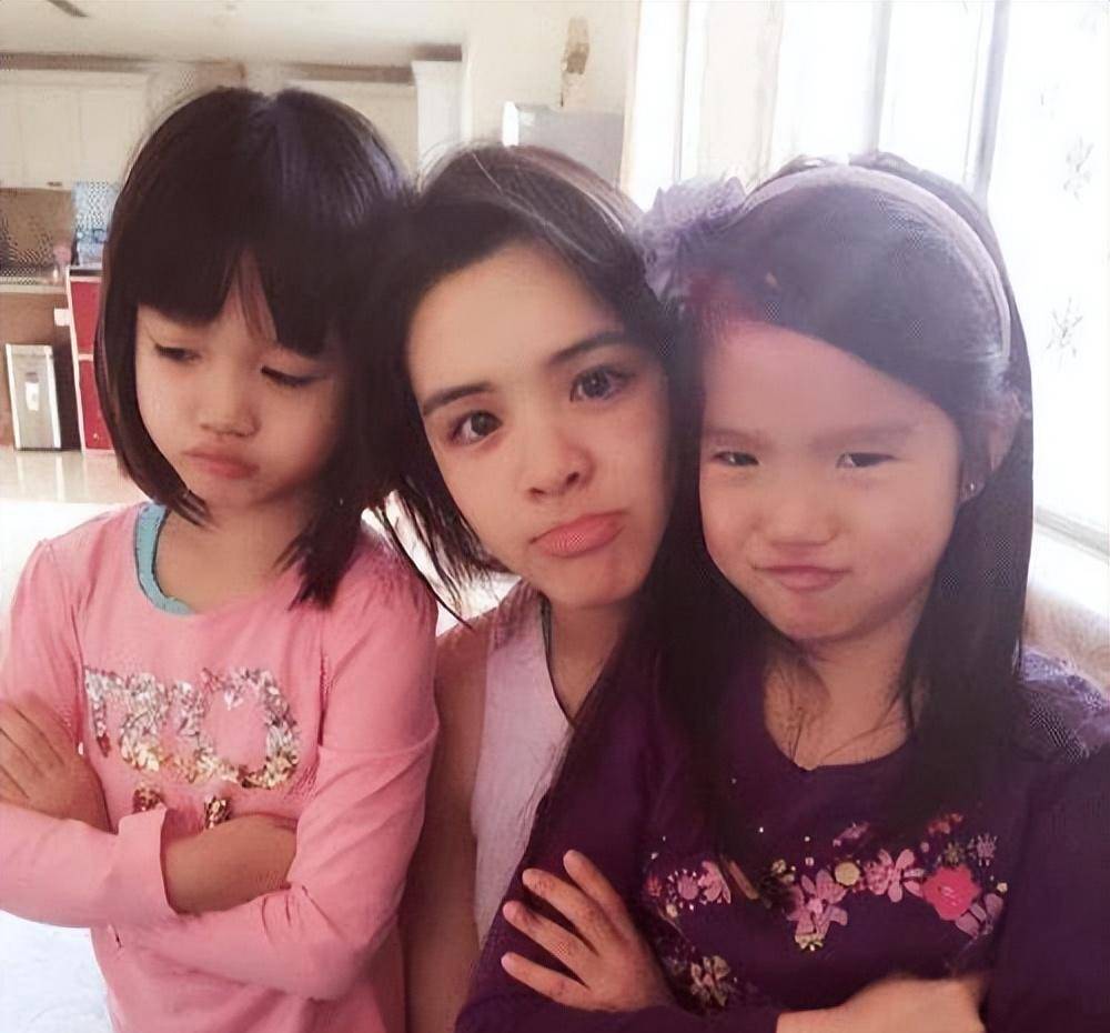 小时候很丑,长着长着却成了"大美女",钟丽缇二女儿逆袭太惊艳_孩子