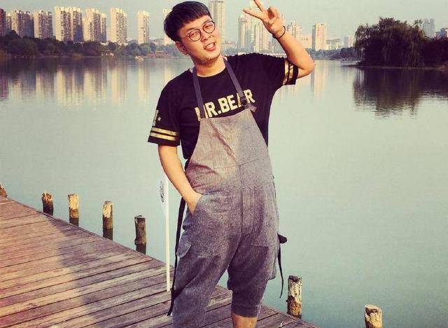 杜海涛网络个人资料全是表白吴昕,团队不作为还是沈梦辰不在乎?