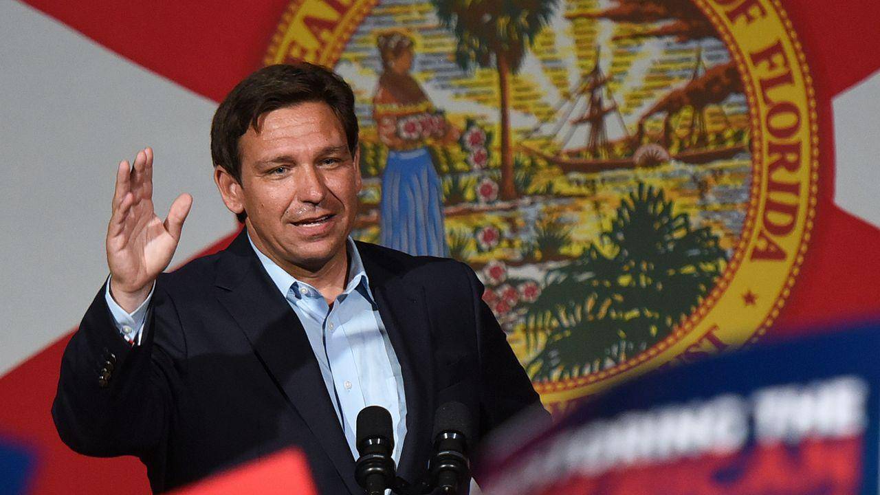 佛罗里达州州长罗恩·德桑蒂斯 资料图特朗普已经向最有实力的几个