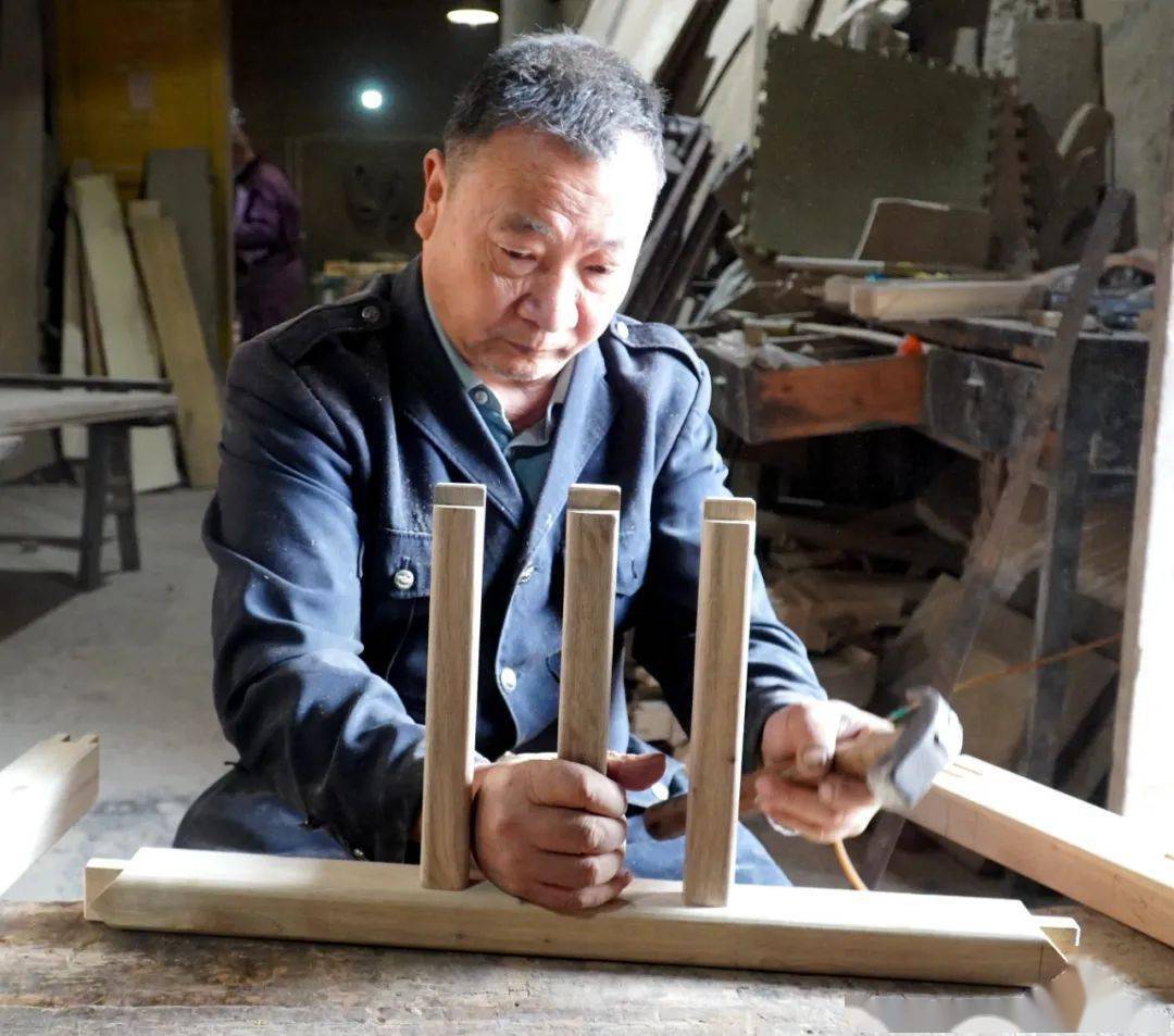 工匠|张永义的"榫卯"人生!_家具_工艺_结构