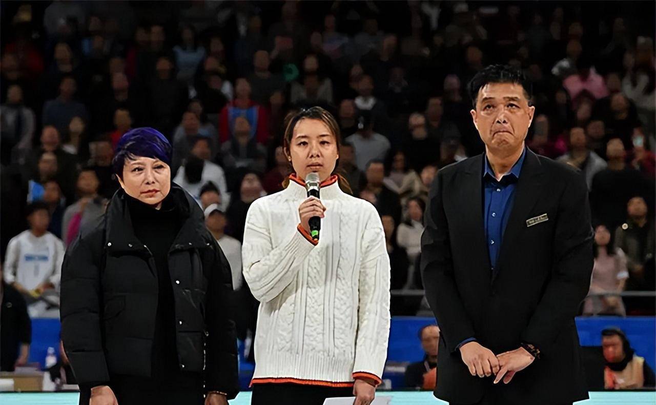 19年首钢队长,吉喆肺病离世,3年后妻子未再婚,恩师闵鹿蕾将退休_治疗