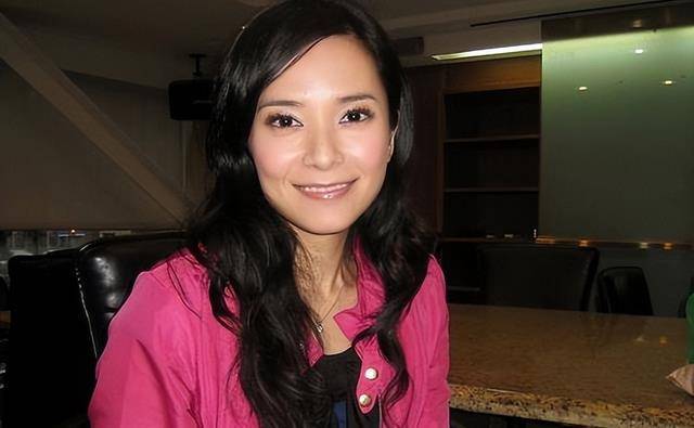 "四大荡花"郭羡妮:倒贴3套房下嫁到河南农村,被小6岁丈夫宠溺_朱少杰