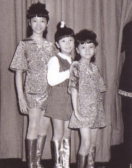 2003年111月,梅艳芳身穿婚纱,垫着满是血的尿布说到:嫁给你们了_姐姐