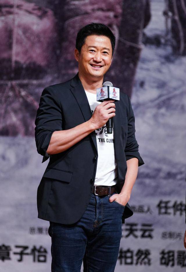 吴京赵文卓罕见同框,二人邻座热聊令人期待能合作_聘书_动作类_张继科