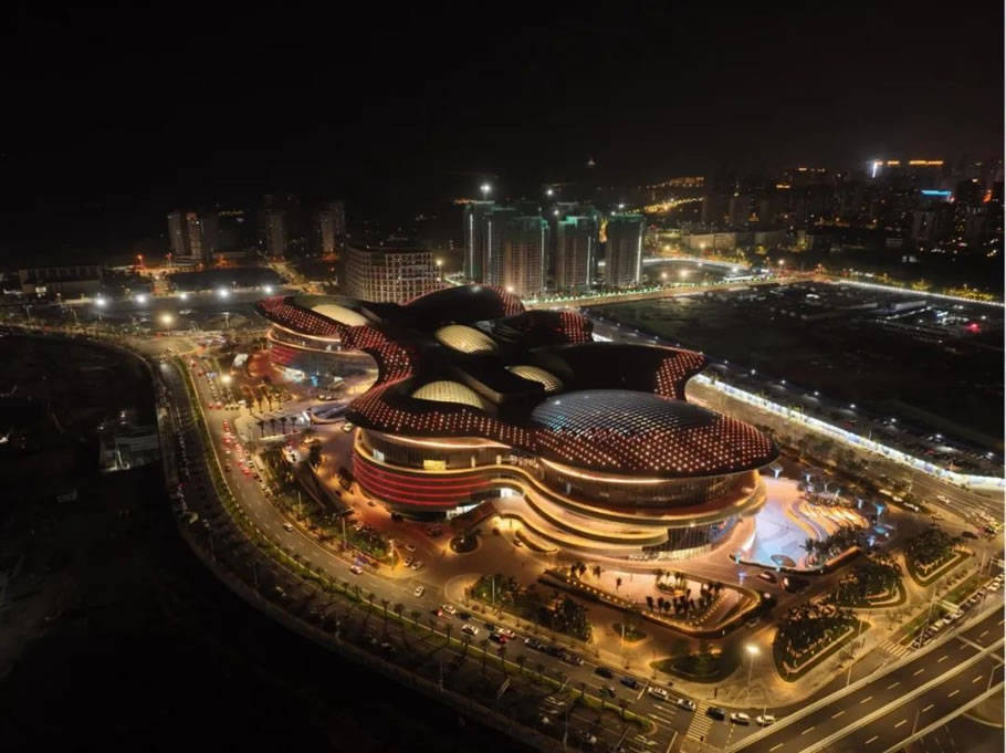 决胜“十四五” 打好收官战丨从“网红流量”到“长红留量”——国际消费中心城市建设的“重庆实践”