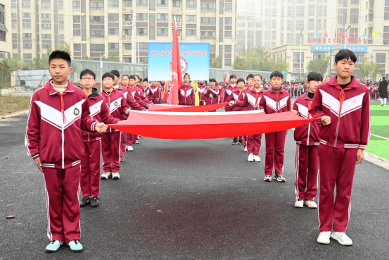 灵璧县东北小学:绿茵场中挥洒汗水"双减"路上绽放光芒_师生_比赛