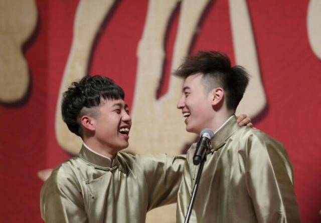 郭麒麟成张云雷分手导火索,老郭为何不管不顾?_九龙_初恋_称王