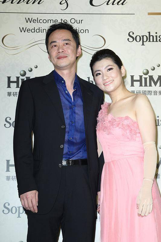 张承中娶了"毁容"的selina后,为何又狠心分手?