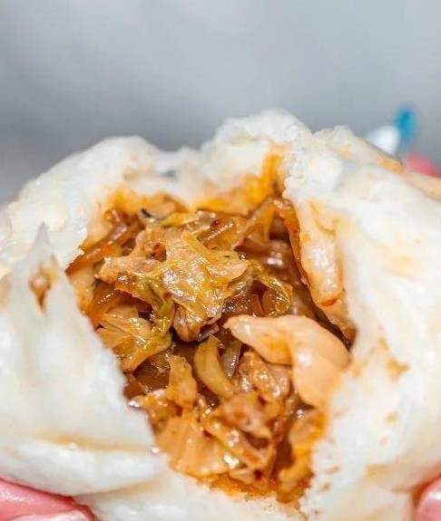 让徐州食客念念不忘,老太太也要吃的羊肉包子,到底有多香?