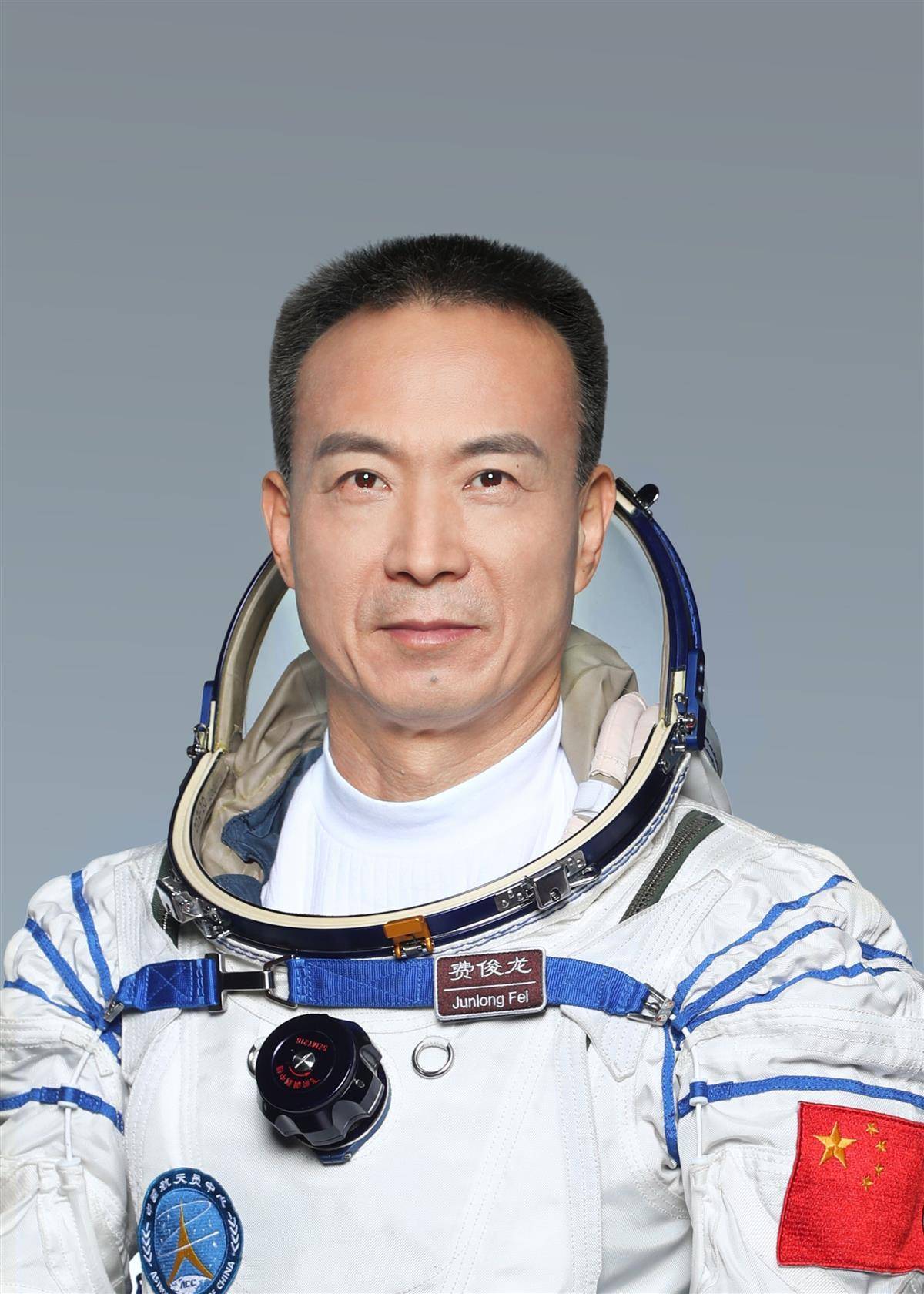 太空会师！神舟十五号3名航天员顺利进驻中国空间站