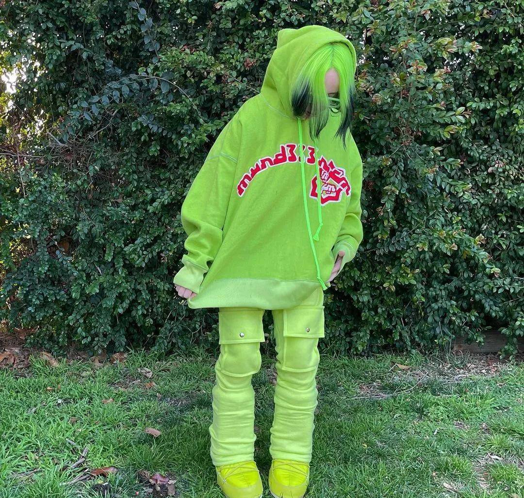 碧梨居然穿了超短裙!还曝光了渣男前男友!