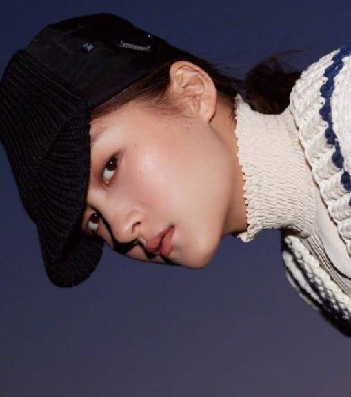 关晓彤男装来袭!看惯了女装其实男装也很帅!帅气多变很个性!