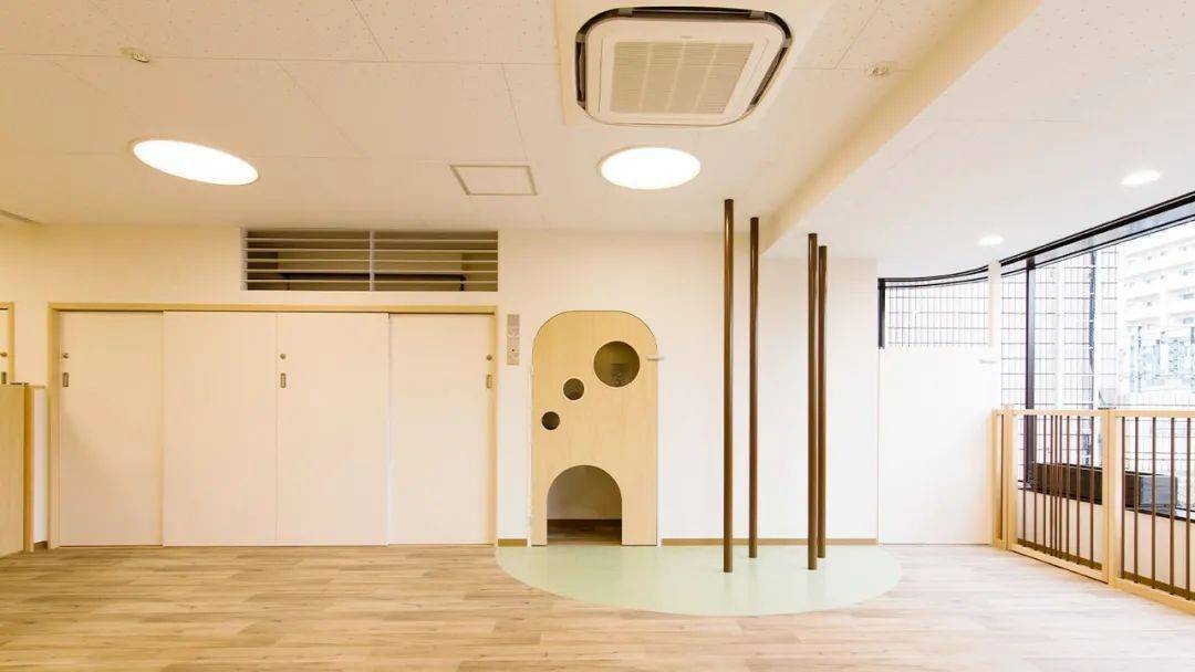 男幼师到240 保育园的掌门人,他缔造了日本托育界"光明地平线"_孩子