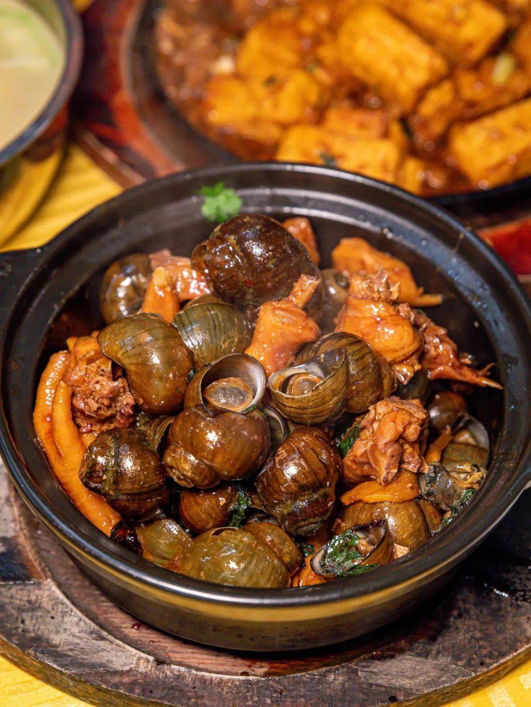 同福路这条「田螺鸡煲」小巷,也太香了吧!_酱汁_街坊_中路