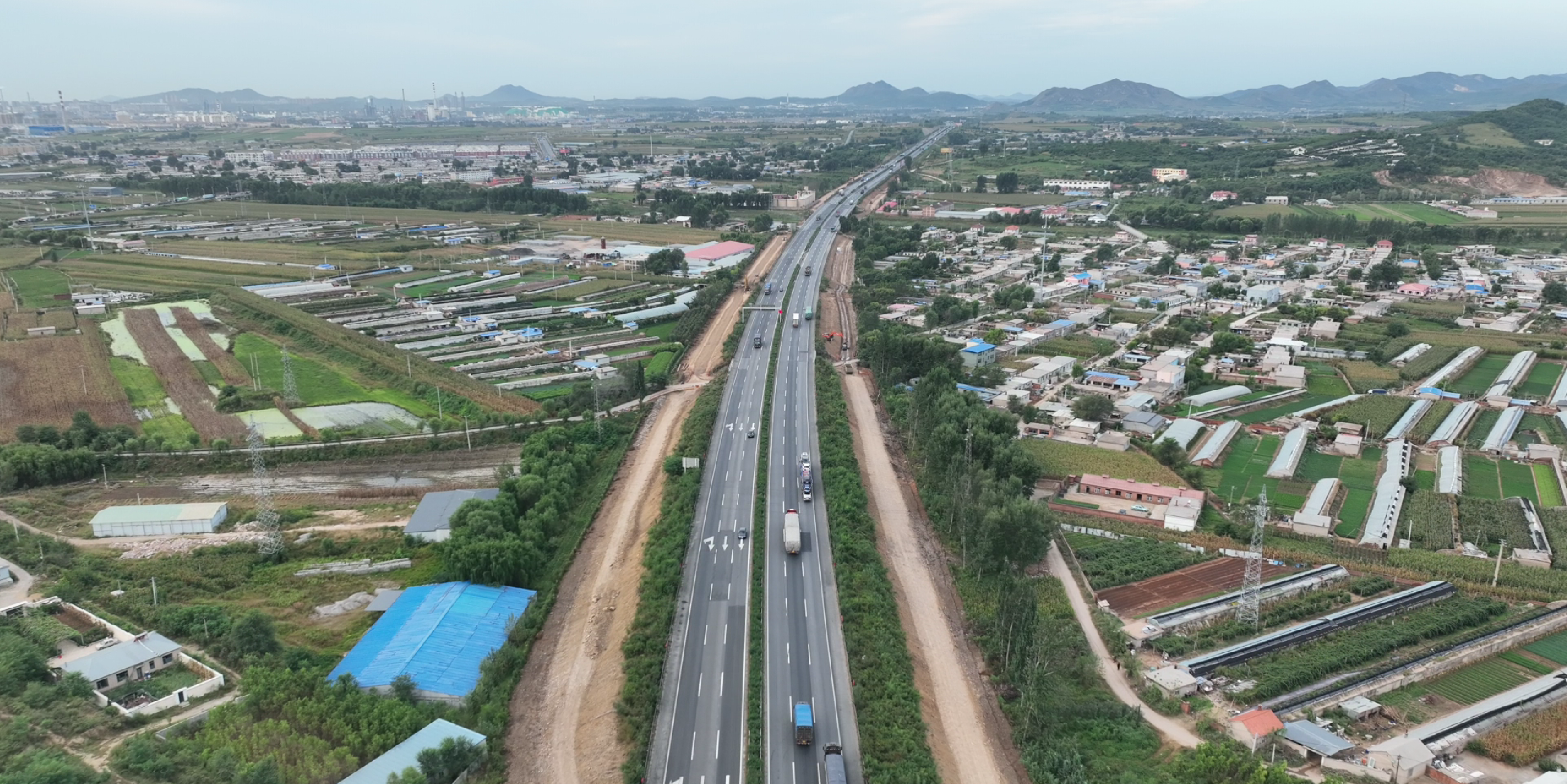 京哈高速公路图片