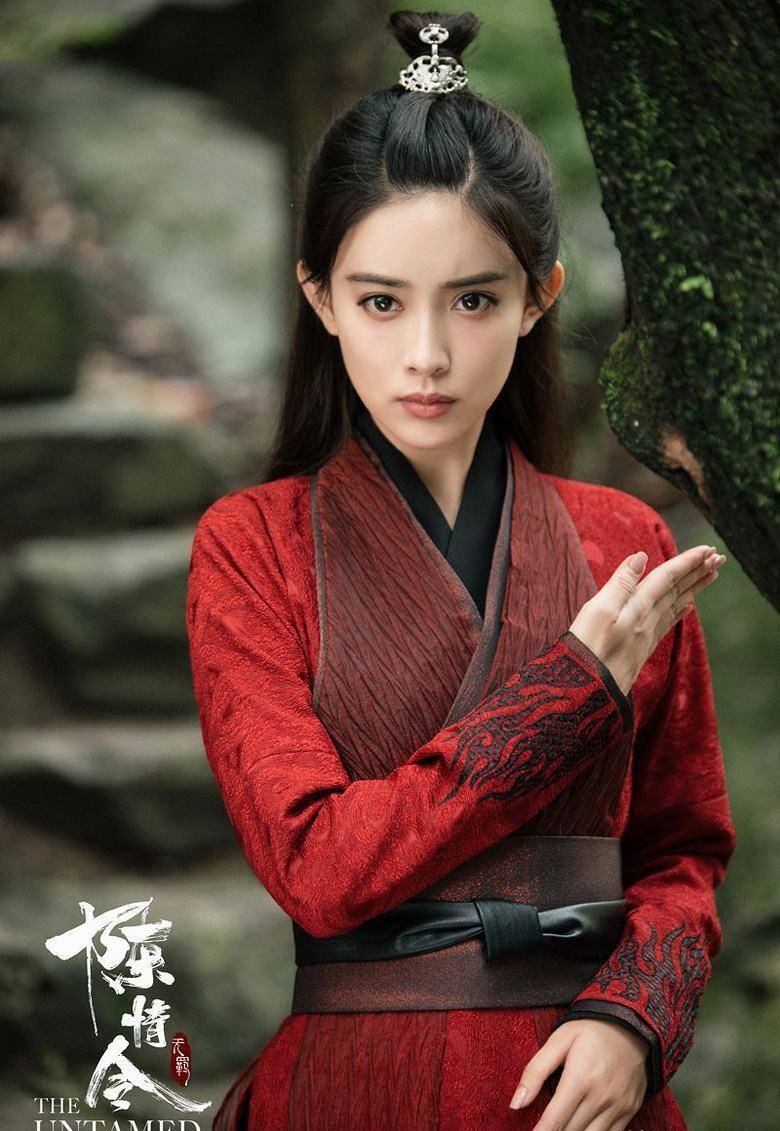 近些年荧屏上出现的红衣古装美女个个都惊艳,新版周芷若妖娆妩媚_时尚