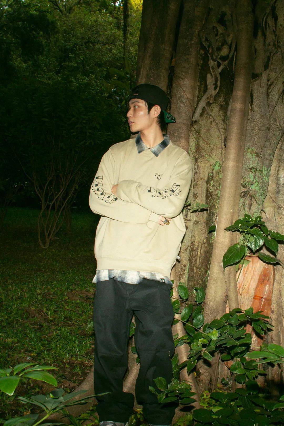 dickies与职业滑板运动员ronnie sandoval推出独家联名滑板系列_合作