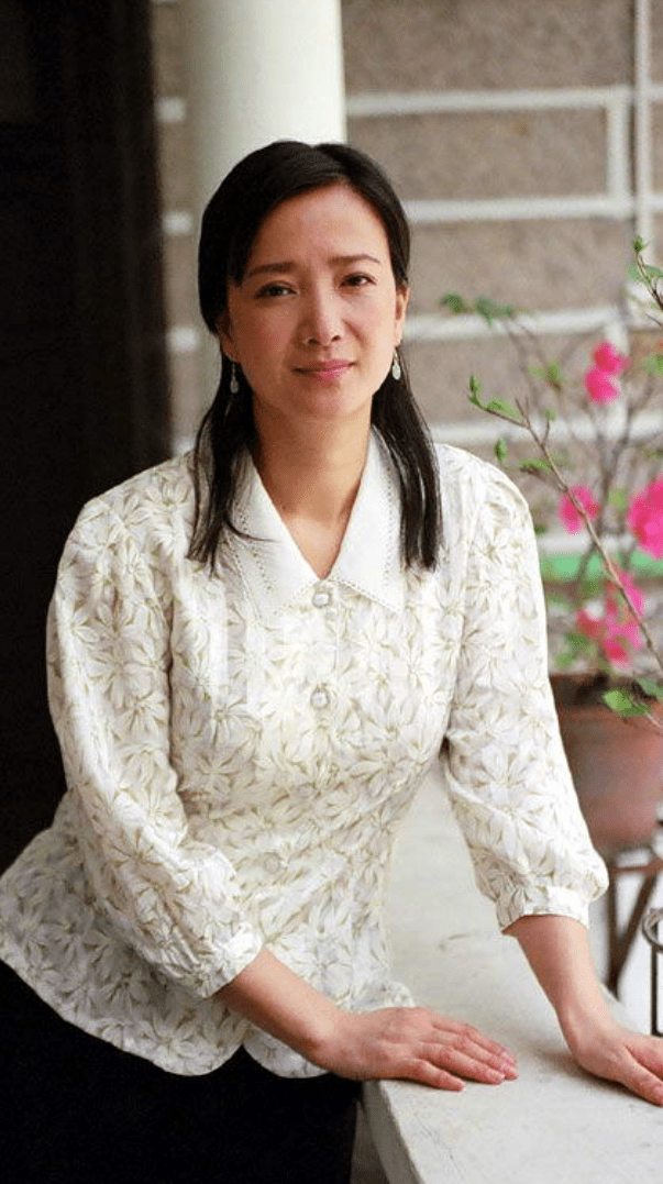 演员何晴:和刘威在一起5年后爱上许亚军,为何最终嫁大9岁廖京生_文艺