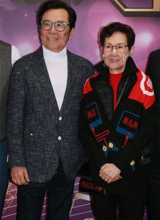 姜大卫家族罕见合体!