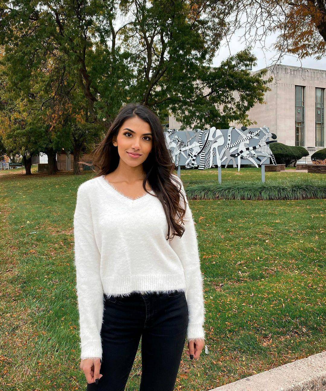 身高173cm的国外模特,长相甜美,凭着出众外形,曾获得选美冠军_verg