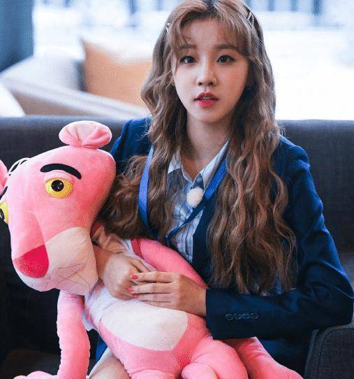 宋雨琦时隔2年回归跑男,素颜几乎认不出,杨颖还是"颜值担当"_vlog