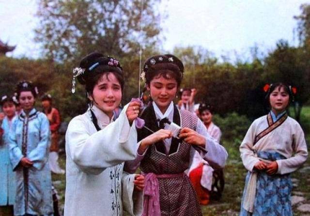 北影版红楼梦:为何说晴雯这个角色演绎的很失败?