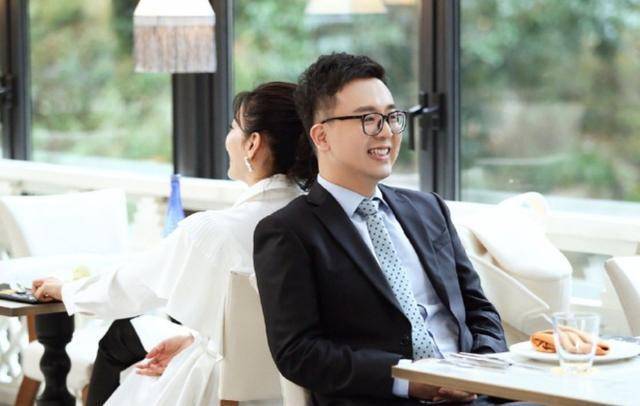 黄奕离婚7年学会忍辱,相亲对象竟是陆律师,男方发声摆明态度_节目