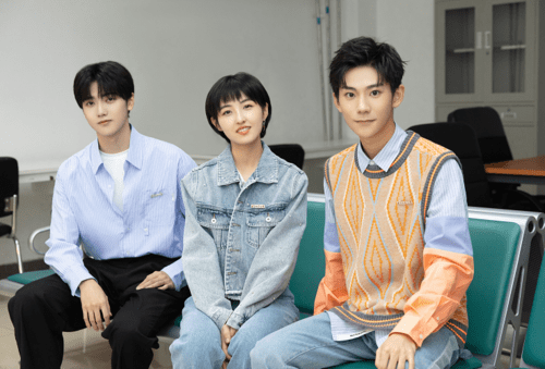 8天后,张子枫的作为又引热议,家庭教育一目了然_回应_妹妹_生活