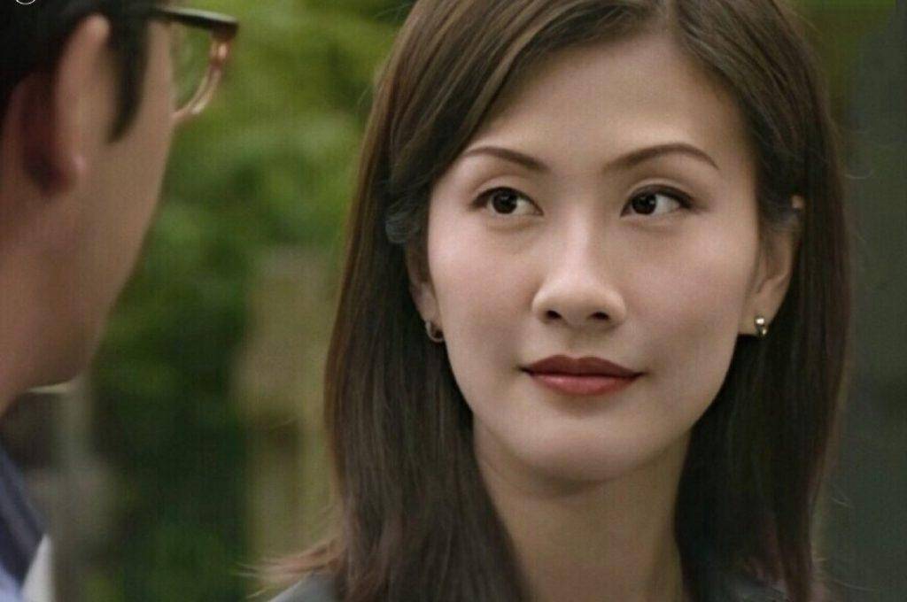 我不认识的评论区告诉我_名字_关咏荷_娱乐