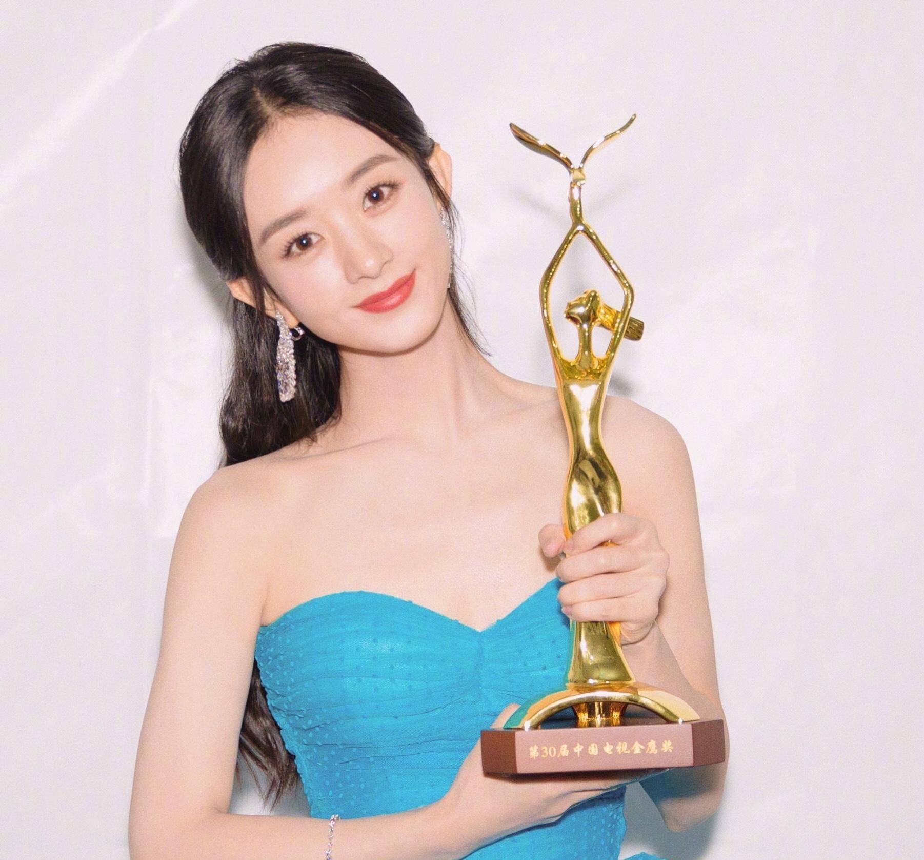 85后演员主流奖项:赵丽颖一视后领先杨幂刘诗诗,李易峰3座奖杯_金鹰节