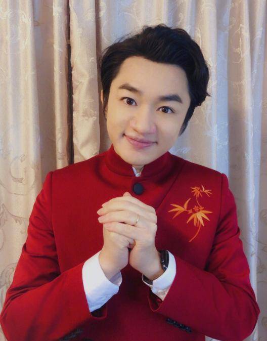 王祖蓝2个女儿长大了,3岁老大神似父亲,小女儿很漂亮_喜剧片_电视