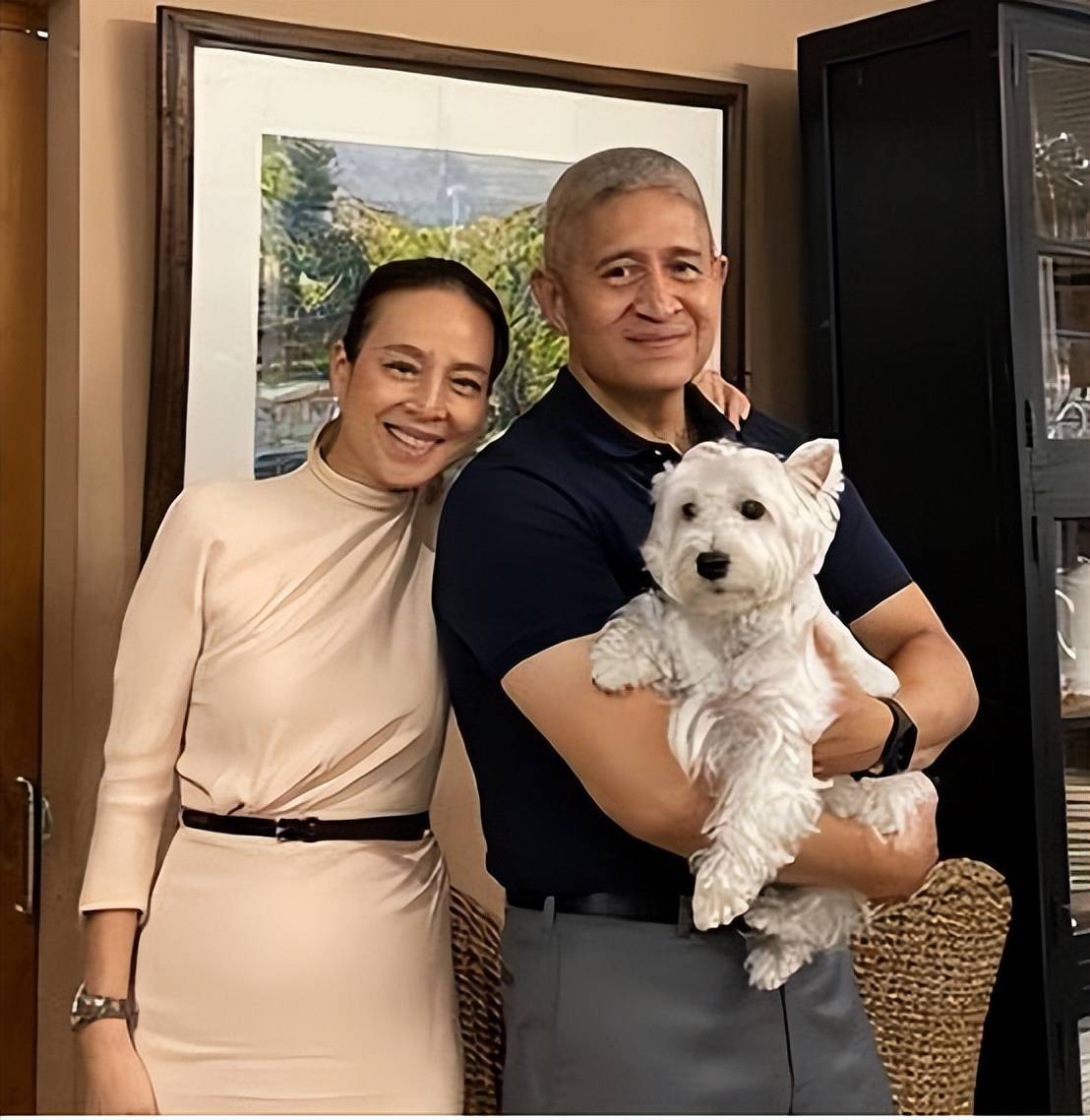 身家万亿二婚拒嫁泰王,凭一己之力撑起泰国足球_伍伦_伍淼源_家族