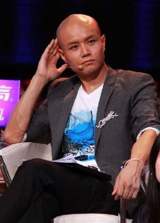 3次婚姻4次创业,得罪5大腕后想当和尚,乐嘉自毁路上的疯狂往事_培训