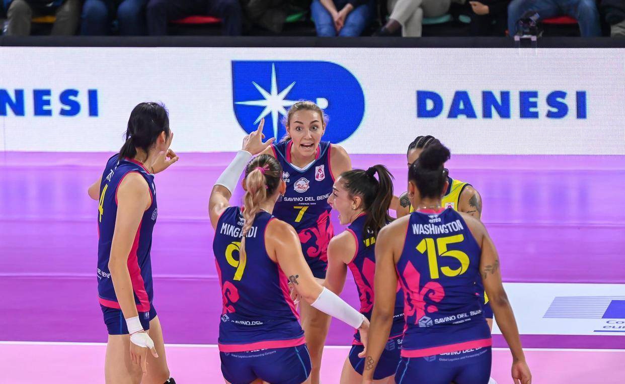 朱婷与意大利斯坎迪奇签约一个赛季|斯坎迪奇复出失败！朱婷贡献18分结束意甲赛季，郎平连看3场