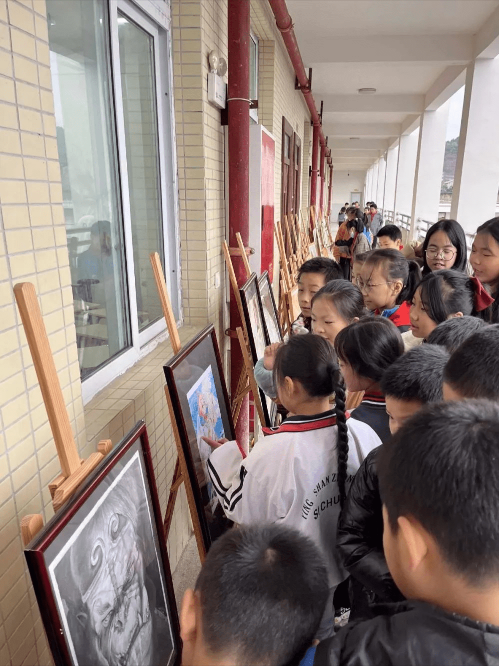 营山县张书君美术名师工作室到木垭小学送教下乡活动_教学_发展_课堂