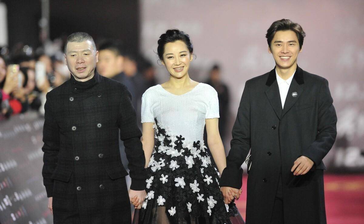 出身名门的许晴,寂寞花无主,一任群芳妒,如今绯闻男友竟是他_刘波_任