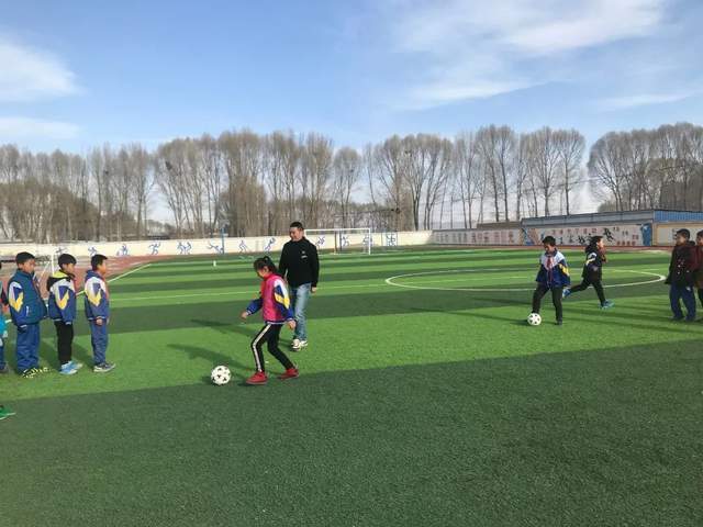 石中人的小小"世界"——石门中学的"世界杯"_足球场_校友_参赛