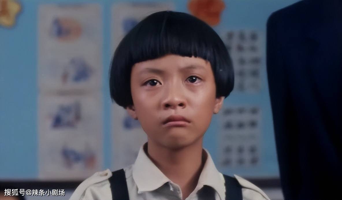 《让我们荡起双桨》《亚洲雄风》《真心英雄》《爱的奉献》《种太阳》