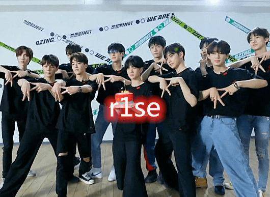 npc的专属手势,the9的专属手势,看到unine:看会没学会!