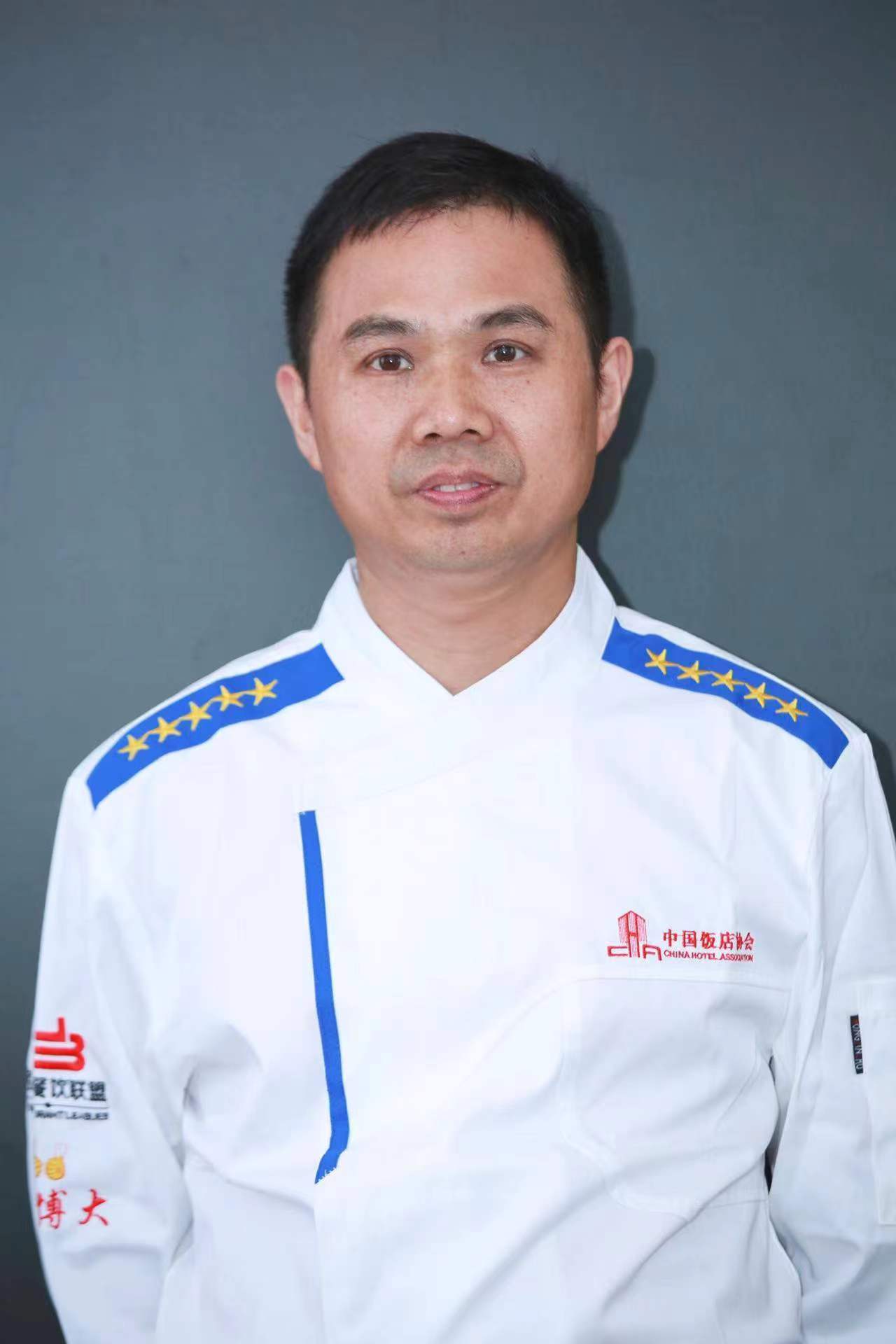 徐照平 首批中国非遗美食大师 上海弘博餐饮联盟区域会长