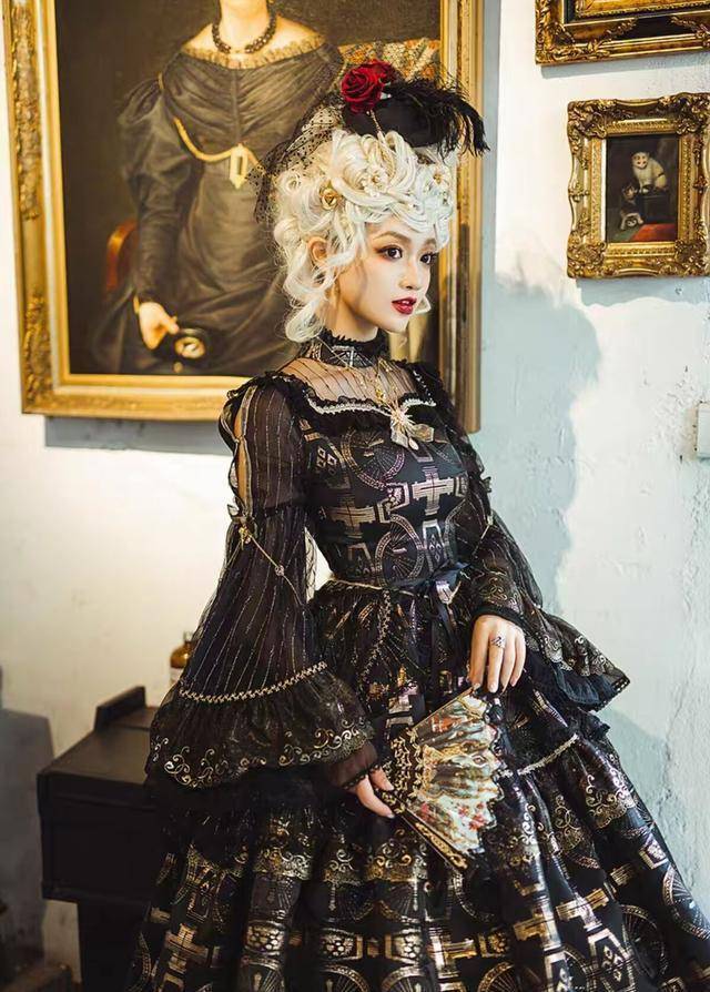 lo娘发型能高到什么程度?