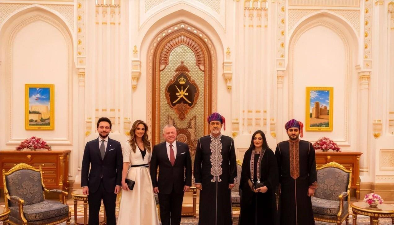 盘点中东王室各位"宠后",莫扎王后拥有实权,约旦王后好会穿衣_伊朗