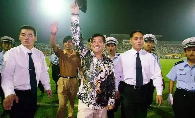 没有人比本山大叔更清楚了,一句话道出内幕_足球迷_比赛_世界
