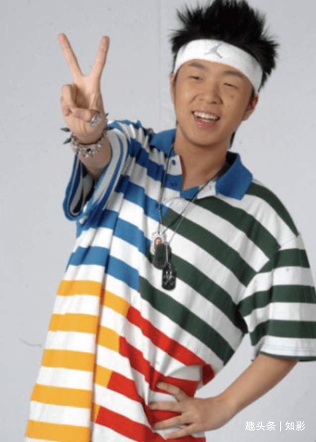因为当时的互联网并没有现在这么发达,他就是杜海涛的父亲杜国豪