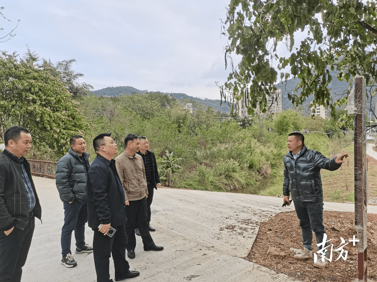 蓝涛率队巡河:加强河道采砂管理,严厉打击非法采(运)砂行为_工作_七拱