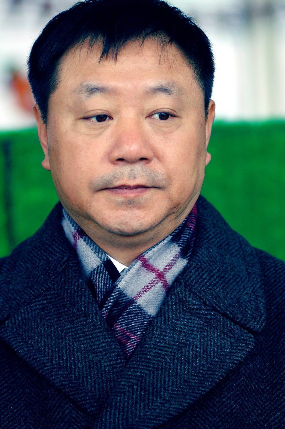 范伟,娶一个普通护士当媳妇,就是我这一辈子最幸福的事_朋友_女孩