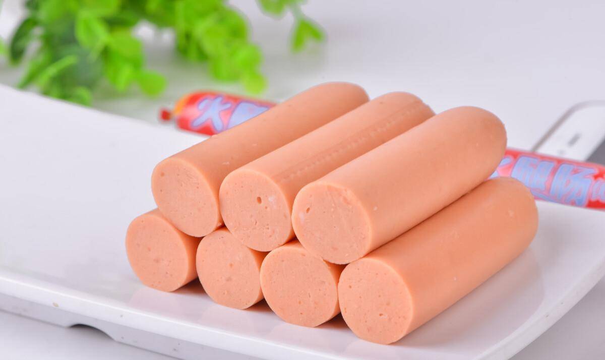 火腿肠如何快速打开？教你“4个方法”，火腿肠一拉就开，特方便_一端_牙签_美食