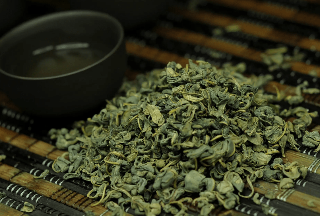 新疆特产罗布麻茶,因这个"神秘"地方而得名_罗布泊_楼兰_纤维